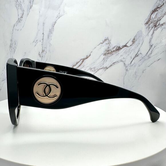 New CHANEL Sunglasses - Picture 5 of 16